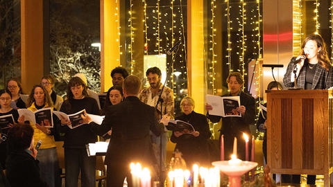12032024-SeasonsOfLight-398