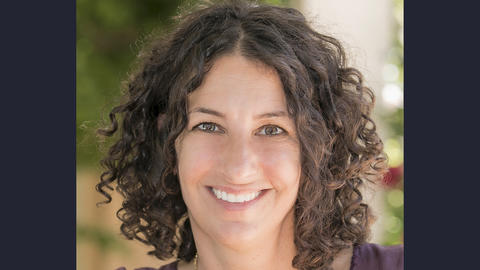 Sara Smirin headshot