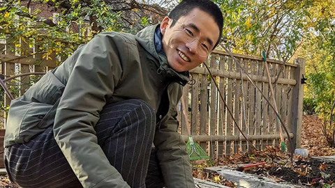 Yisi Liu