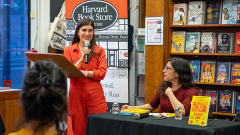Raisa Tolchinsky, MRPL '24, and HDS Professor Annette Reed