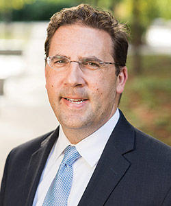 David Holland headshot