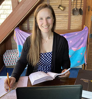 HDS student Madeline Jeanne Levy studying German