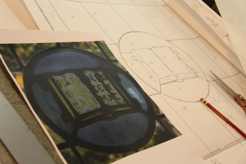 Lynn Hovey studio work