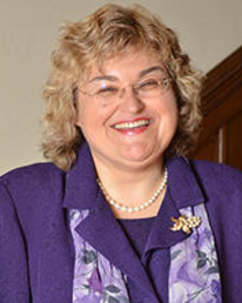 karin grundler whitacre headshot